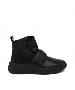 ISSEY MIYAKE X UN Flux Sneaker WOMEN