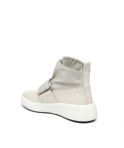 ISSEY MIYAKE X UN Flux Sneaker WOMEN