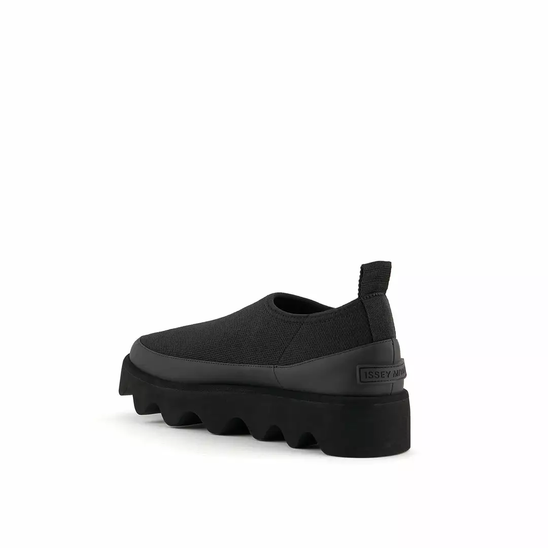 ISSEY MIYAKE X UN Bounce Fit 2 WOMEN