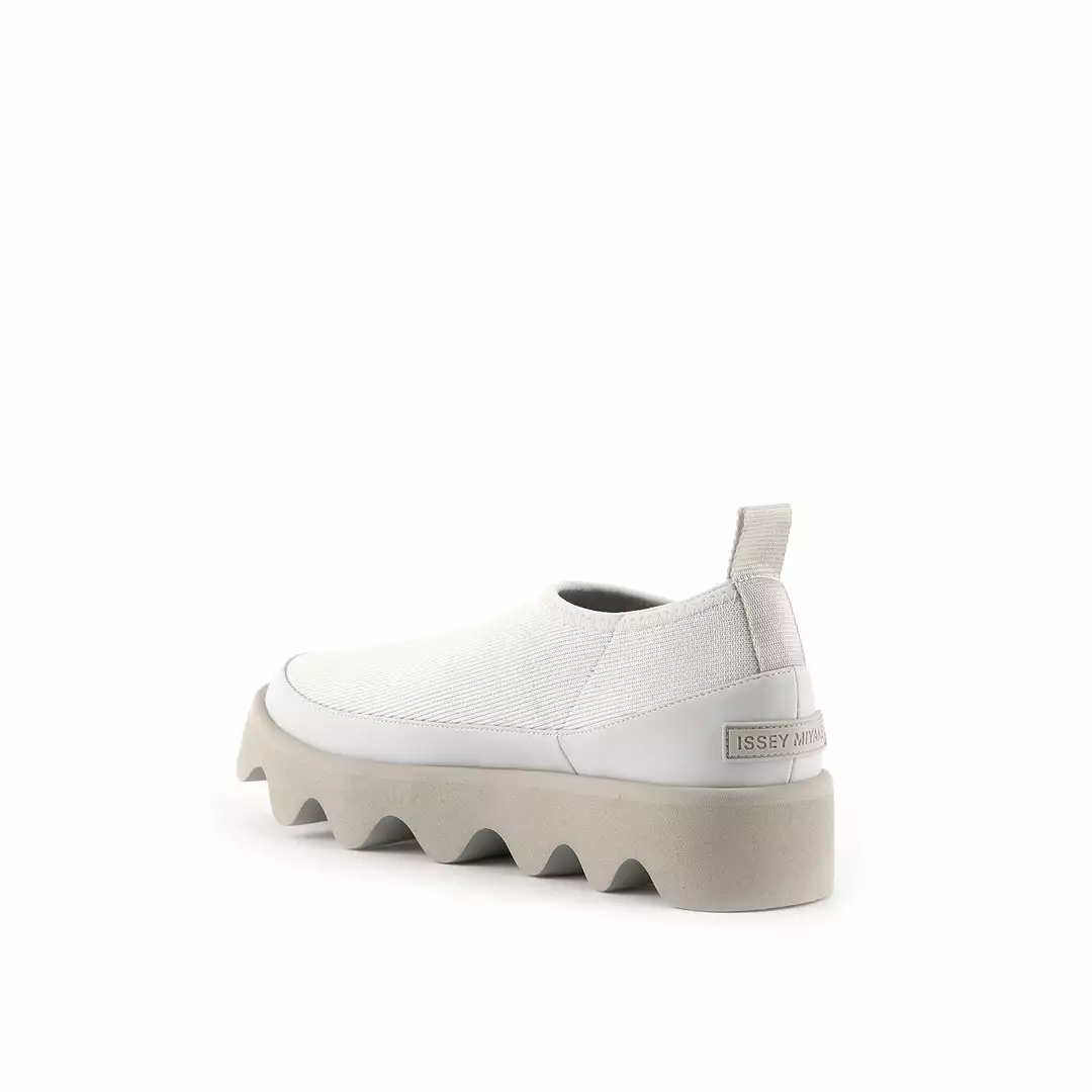 ISSEY MIYAKE X UN Bounce Fit 2