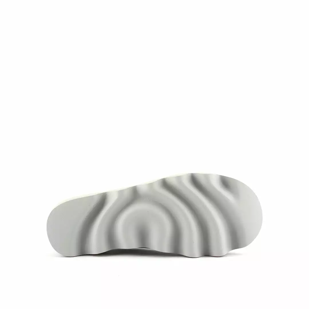 ISSEY MIYAKE X UN Bounce Fit 2