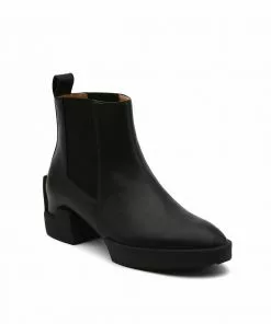 ISSEY MIYAKE X UN WOMEN Cubic Bootie