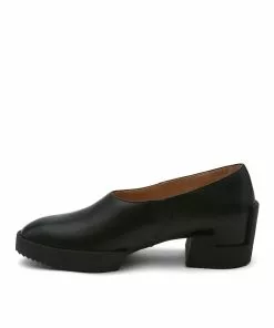 ISSEY MIYAKE X UN Cubic Pump WOMEN