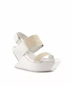 ANREALAGE X UN WOMEN Dimension Delta Wedge Sandal