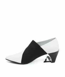 ISSEY MIYAKE X UN Wrap Mid WOMEN